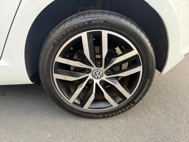 2017 Volkswagen Golf TSI SE 4-Door