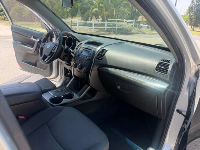 2013 Kia Sorento LX V6