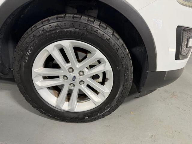 2017 Ford Explorer Base