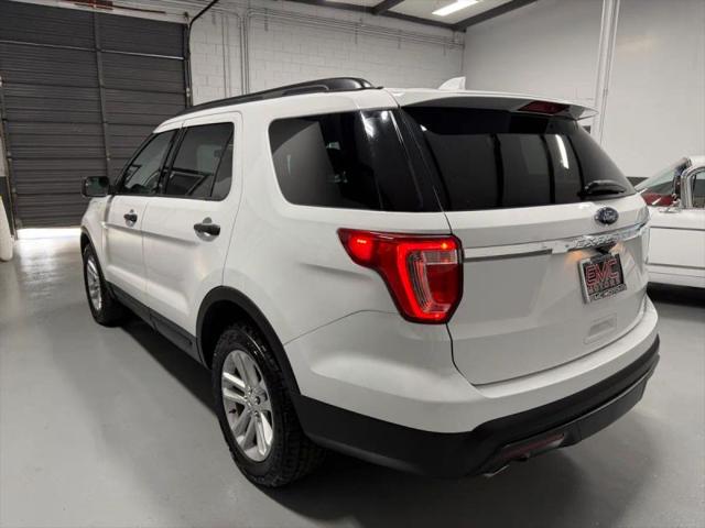 2017 Ford Explorer Base