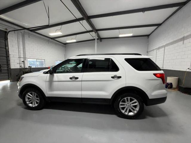 2017 Ford Explorer Base