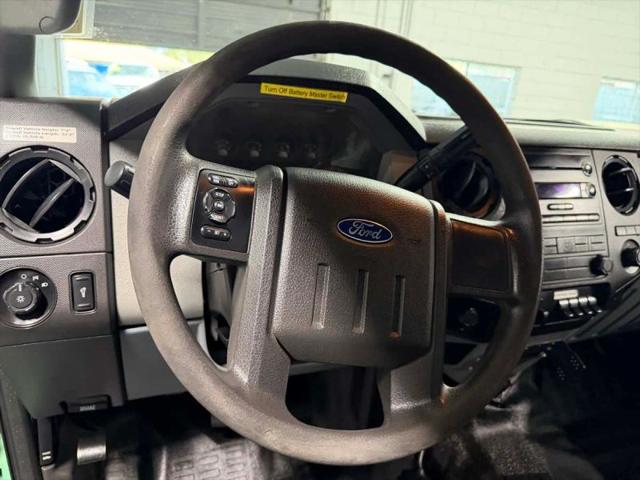 2014 Ford F-450 Base