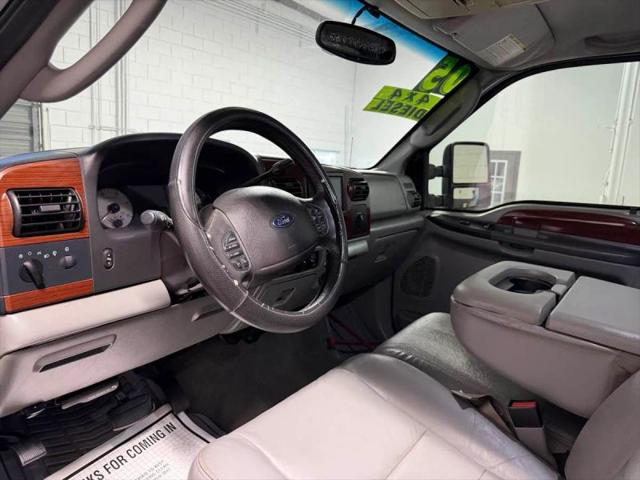 2005 Ford F-350 Lariat