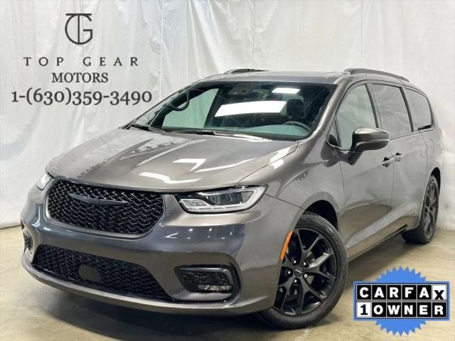 2023 Chrysler Pacifica Touring L for sale in Addison, IL