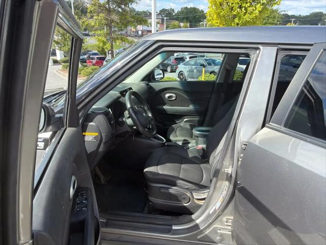 2017 Kia Soul +