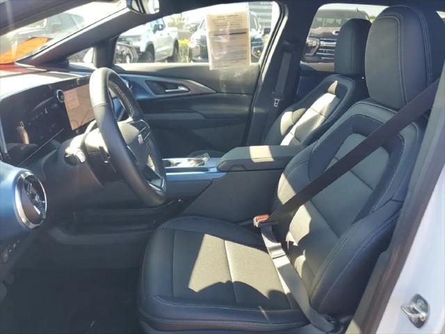 2026 Chevrolet Equinox LT 2