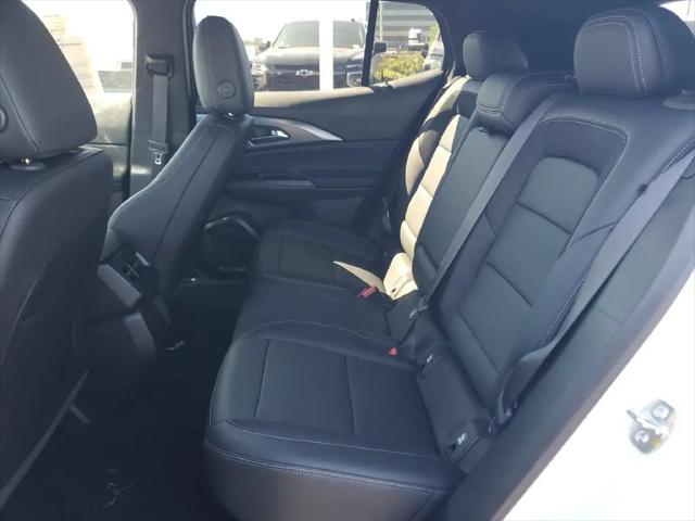 2026 Chevrolet Equinox LT 2