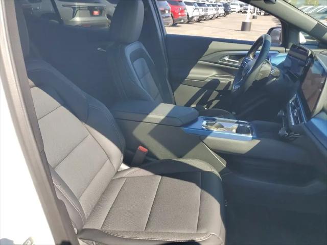 2026 Chevrolet Equinox LT 2