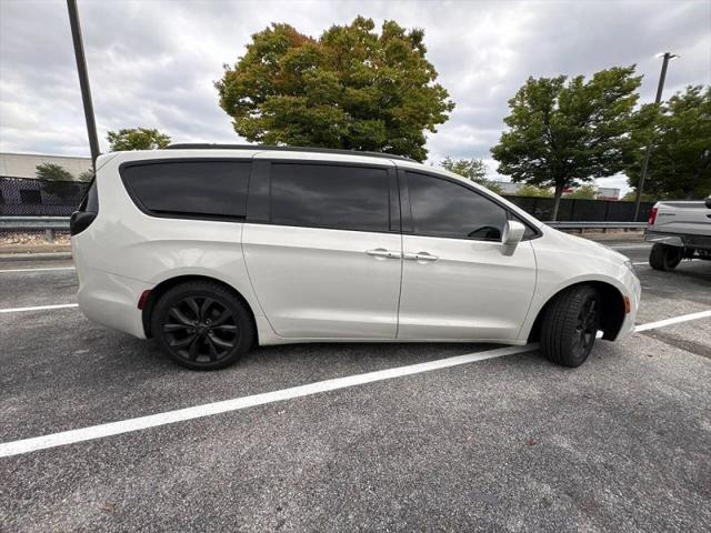 2020 Chrysler Pacifica Touring L