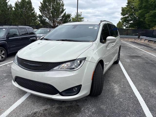 2020 Chrysler Pacifica Touring L