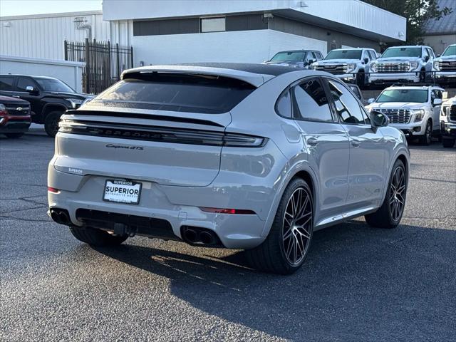2025 Porsche Cayenne GTS