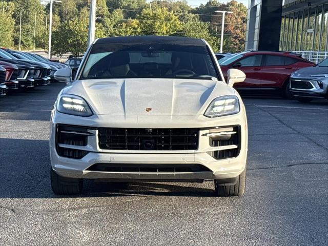 2025 Porsche Cayenne GTS