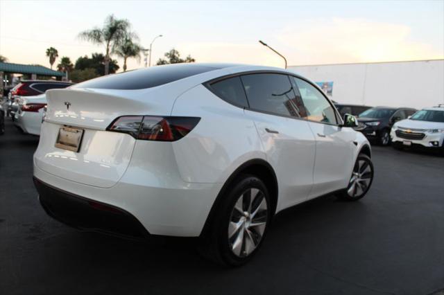 2022 Tesla Model Y Long Range Dual Motor All-Wheel Drive