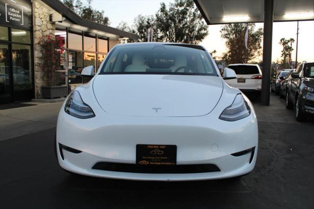 2022 Tesla Model Y Long Range Dual Motor All-Wheel Drive