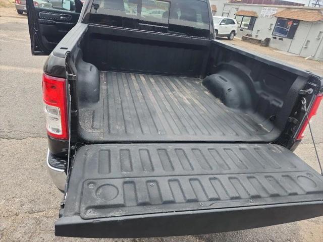 2019 Ram 1500 Big Horn/Lone Star Crew Cab 4x4 57 Box