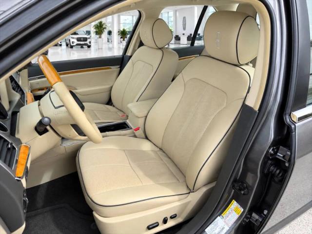 2011 Lincoln MKZ Base