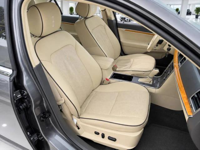 2011 Lincoln MKZ Base