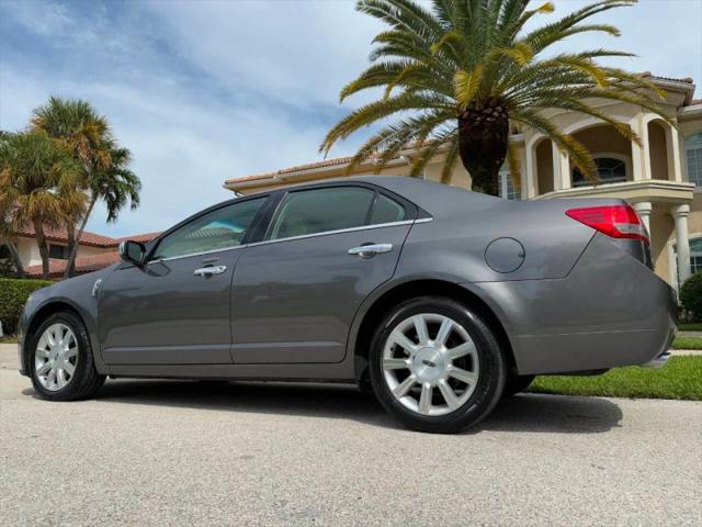 2011 Lincoln MKZ Base