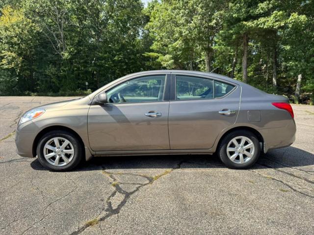 2012 Nissan Versa 1.6 SL