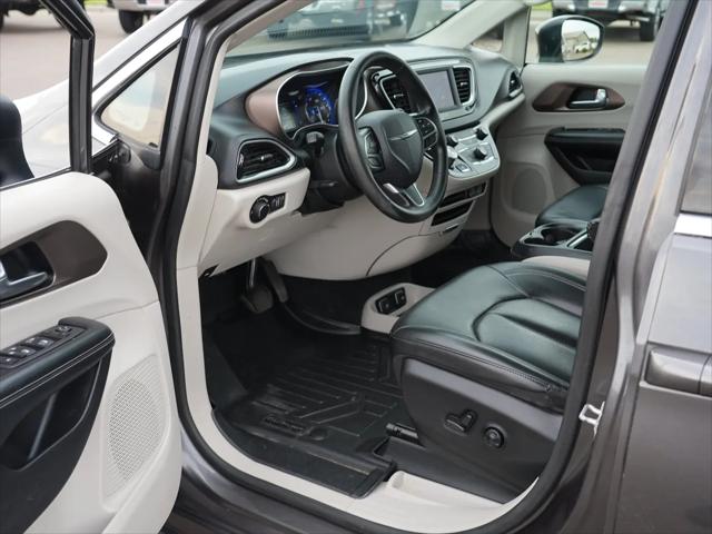 2021 Chrysler Voyager LXI