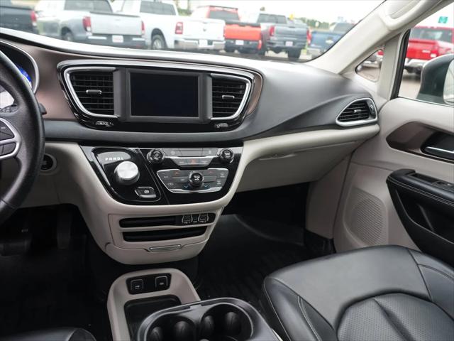 2021 Chrysler Voyager LXI