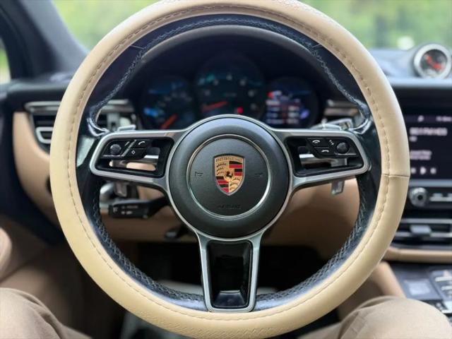 2021 Porsche Macan Base