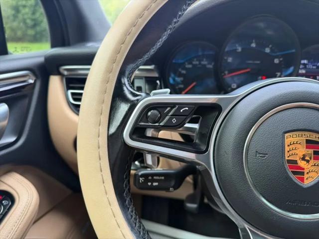 2021 Porsche Macan Base