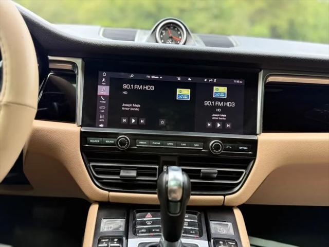 2021 Porsche Macan Base