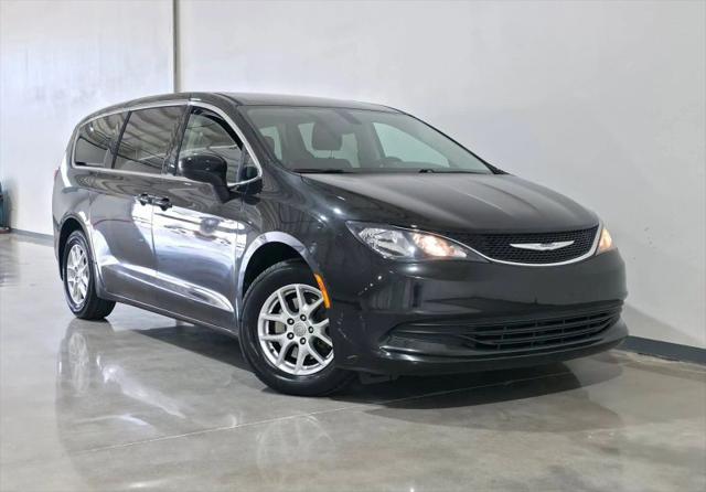 2017 Chrysler Pacifica Touring for sale in Dallas, TX