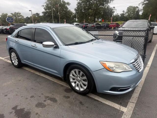2013 Chrysler 200 Limited