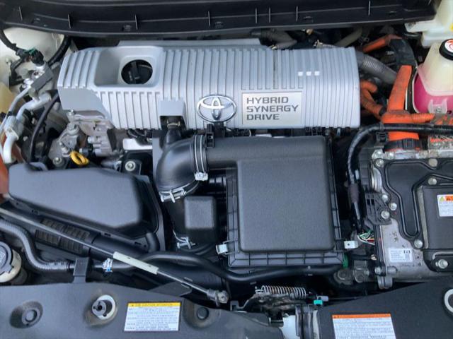 2017 Toyota Prius v Two