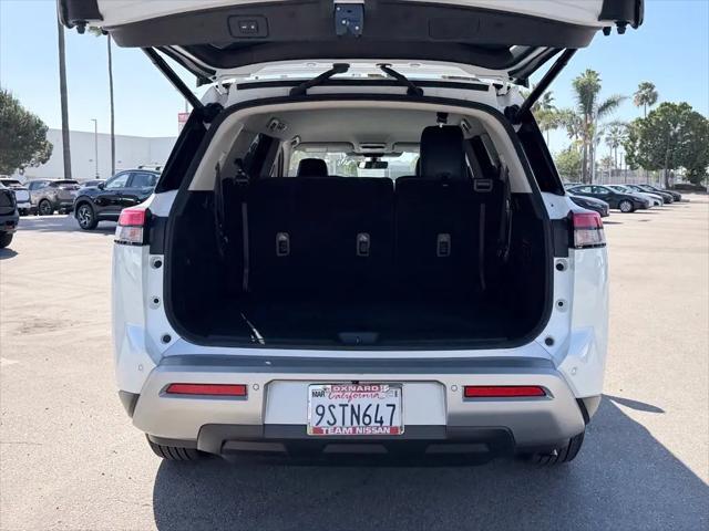 2025 Nissan Pathfinder SL FWD