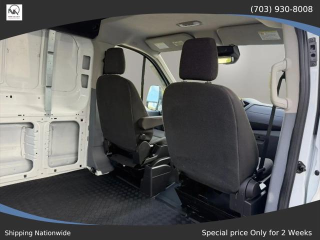 2018 Ford Transit w/Sliding Side Door w/RWB