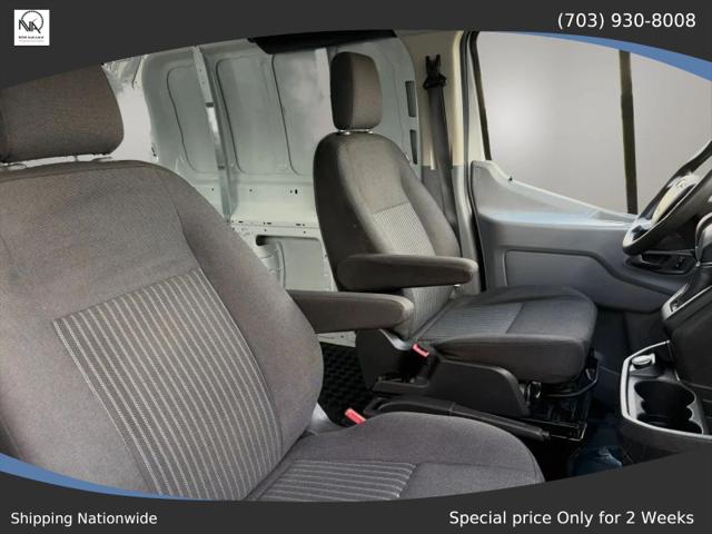 2018 Ford Transit w/Sliding Side Door w/RWB