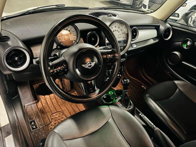 2013 MINI Hardtop Cooper