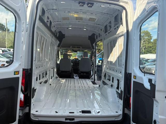 2018 Ford Transit w/Sliding Side Door