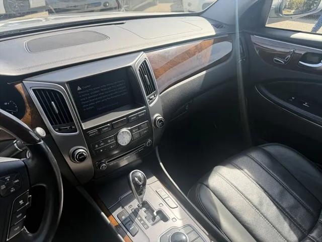2011 Hyundai Equus Signature