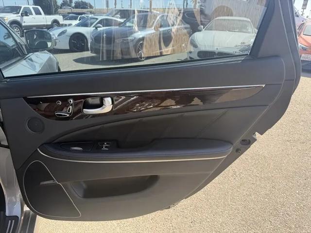 2011 Hyundai Equus Signature