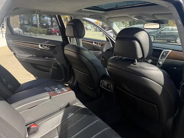 2011 Hyundai Equus Signature