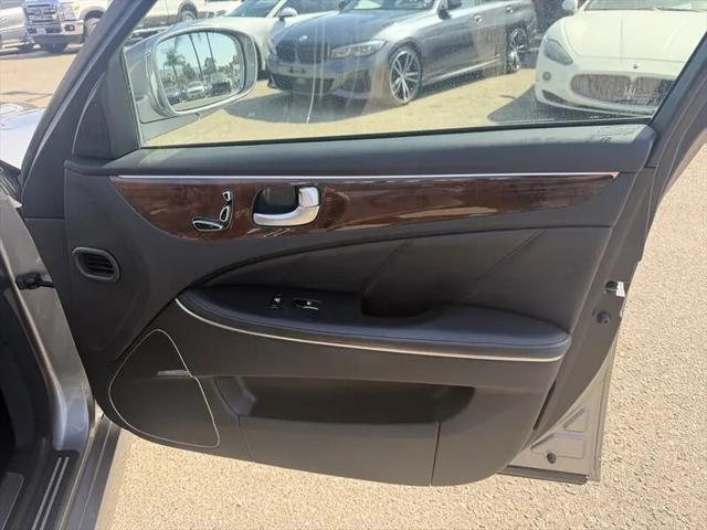 2011 Hyundai Equus Signature
