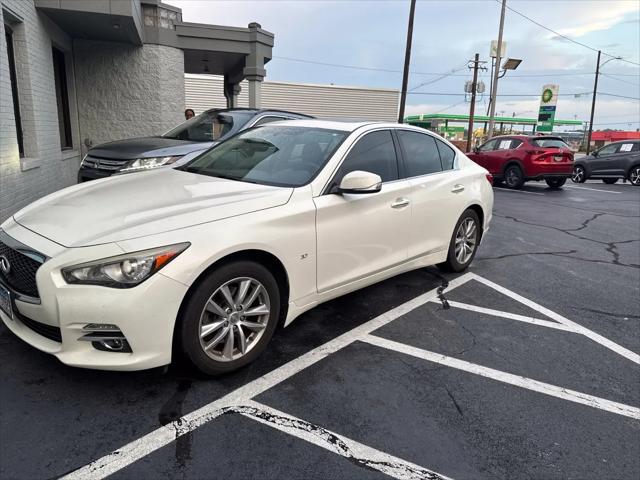 2015 INFINITI Q50 Premium for sale in Belleville, IL