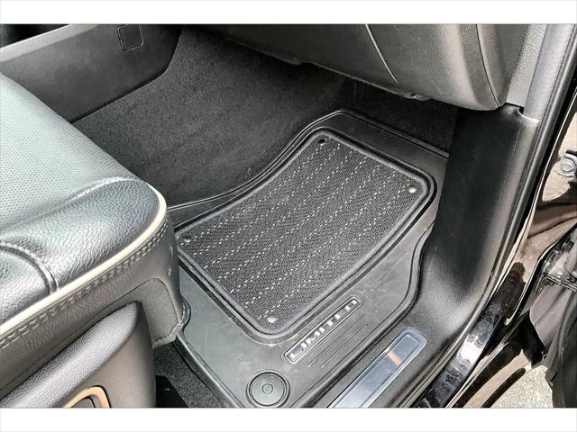 2019 Ram 1500 Limited Crew Cab 4x4 57 Box