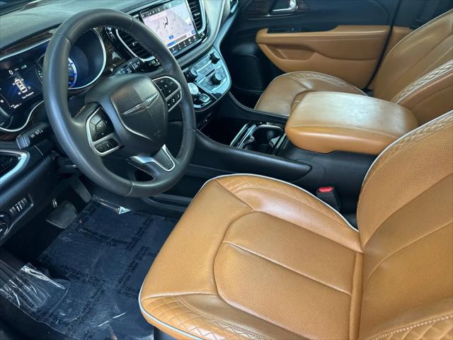 2023 Chrysler Pacifica Hybrid Pinnacle