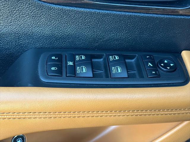 2023 Chrysler Pacifica Hybrid Pinnacle