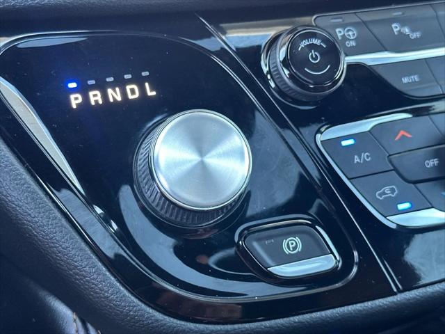 2023 Chrysler Pacifica Hybrid Pinnacle