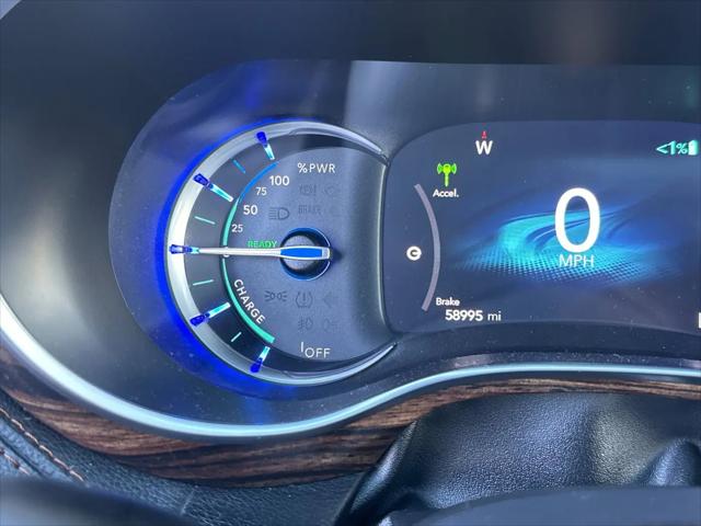 2023 Chrysler Pacifica Hybrid Pinnacle
