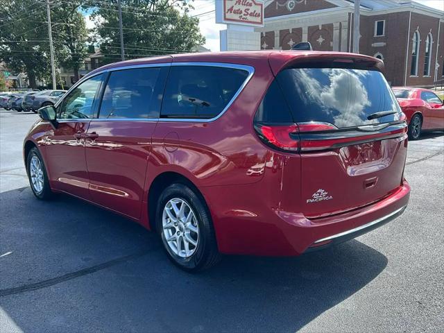2024 Chrysler Pacifica Touring L