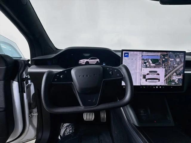 2025 Tesla Model X Plaid