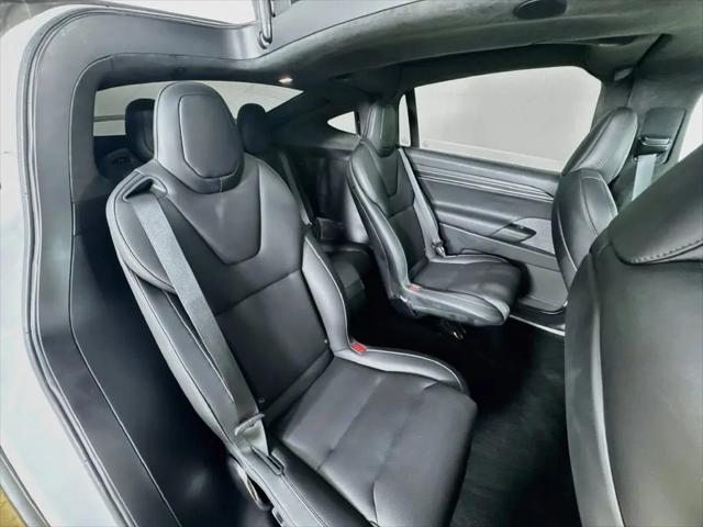 2025 Tesla Model X Plaid