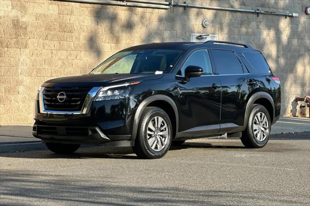 2025 Nissan Pathfinder SV 4WD